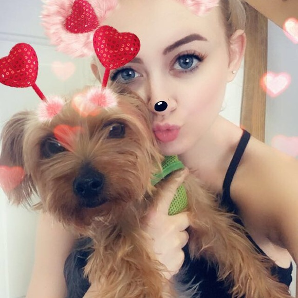 MEET YOUR POSHER - Picture 2 of 2